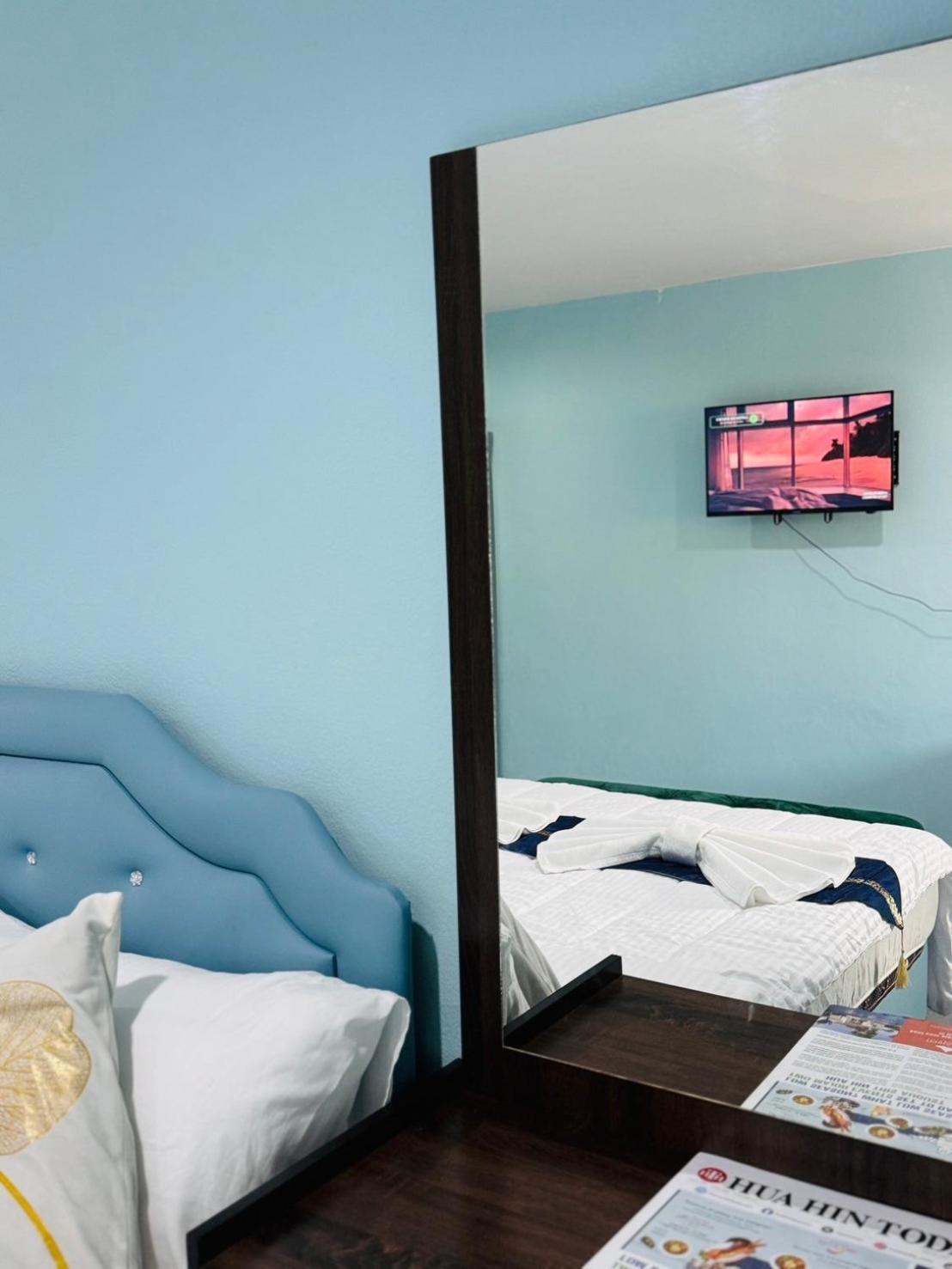 Ocean Blue Huahin Guesthouse Екстер'єр фото